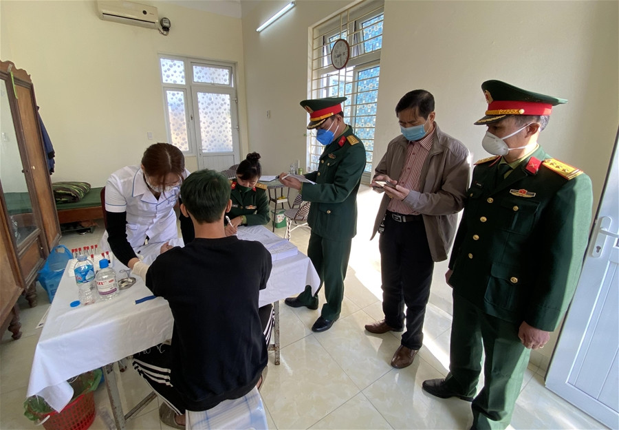 Thanh niên Thanh Hà chấp hành tốt lệnh khám tuyển nghĩa vụ quân sự